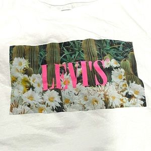 Levi Crop Top Shirt!